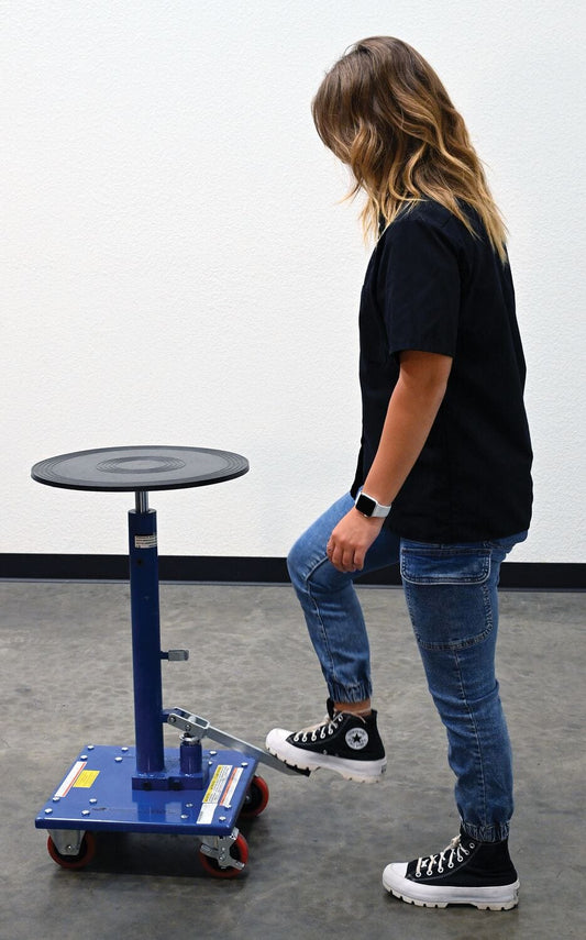 Centerline Dynamics Post Tables Vestil Steel 18" Round Top Hydraulic Post Table 200 Lb. Capacity