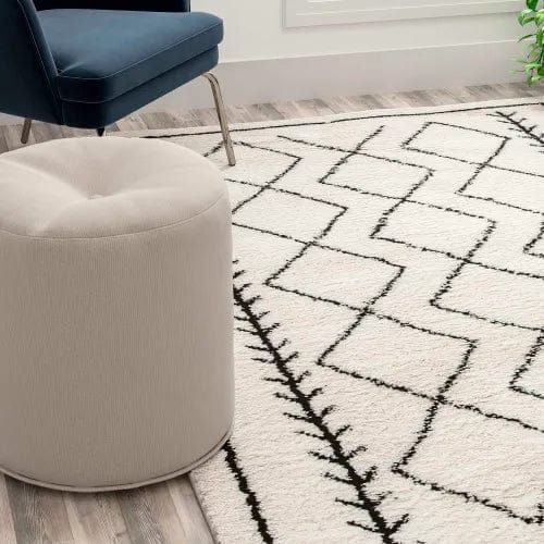 Centerline Dynamics Rugs Geometric Style Bohemian Shag Area Rug - 5' x 7' - Ivory