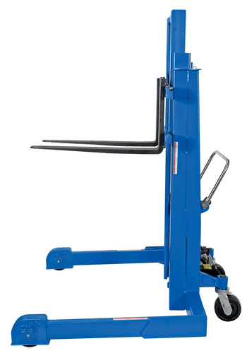 Centerline Dynamics Stackers Vestil Steel Pallet Master/Server Stacker Reciprocating Air/Oil Powered 50 In. Raised Height 4,000 Lb. Capacity