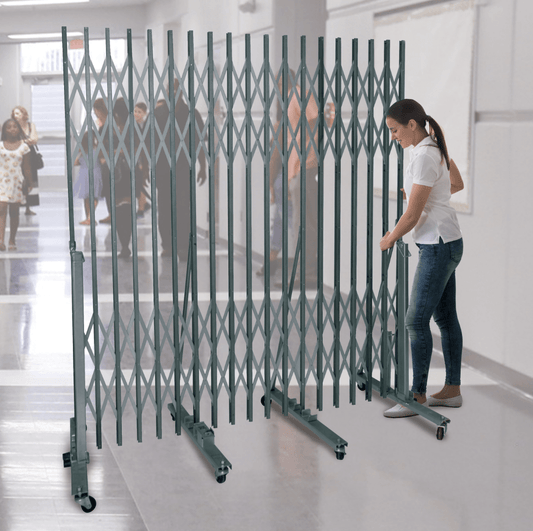 Centerline Dynamics Superior Portable Gates Hallowell Superior Portable Gate For corridor widths 11'-0" - 15'-0" 736 Sport Silver
